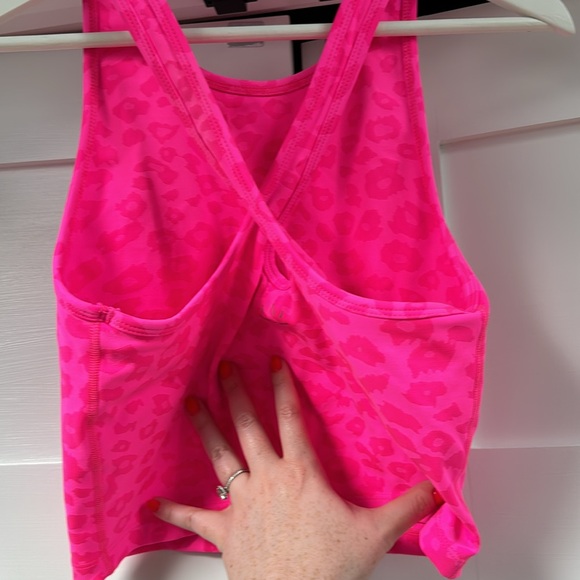 Beyond Yoga Leopard Jacquard Studio Cropped Tank - Picture 4 of 4